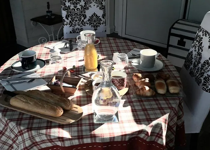 Проживание в семье Les Hippocampes Ла-Тест-де-Бюш